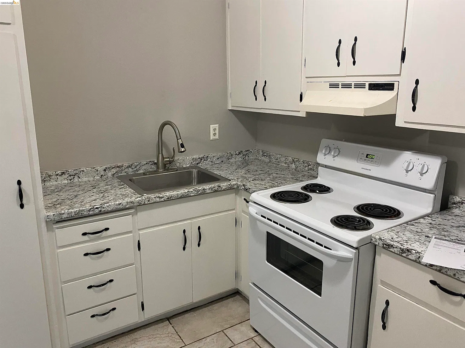 2 bed, 1.0 bath, 765 sqft, $2,495 — Photo 3