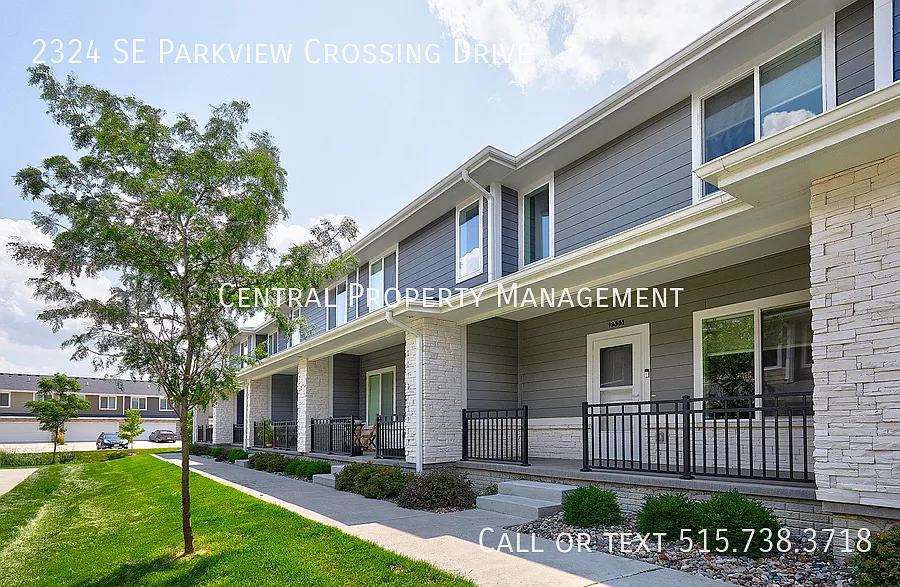 2324 SE Parkview Crossing Dr