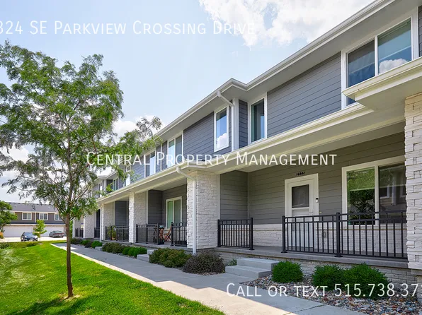 2324 SE Parkview Crossing Dr, Waukee, IA 50263
