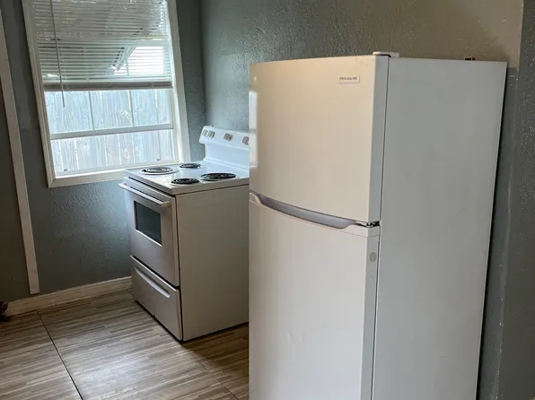 4033 Santa Elena St, Corpus Christi, TX 78405