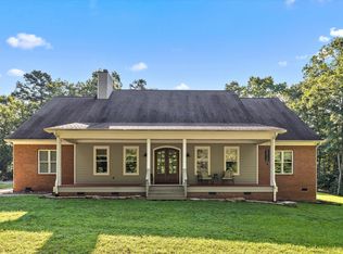 692 Clear Brooks Dr, Signal Mountain, TN 37377
