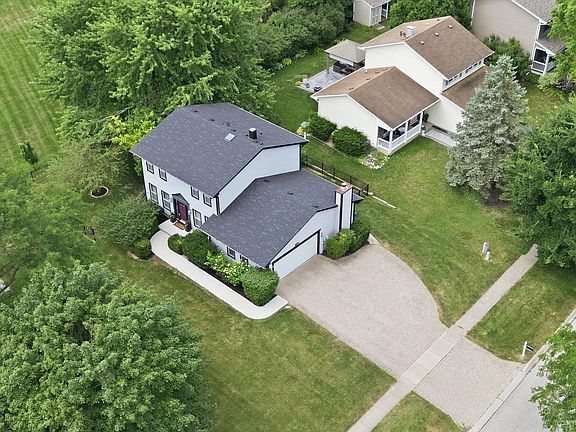 4th image of 701 Bayberry Dr
