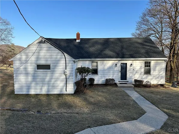 3723 Fire Ln, Bethlehem, PA 18015