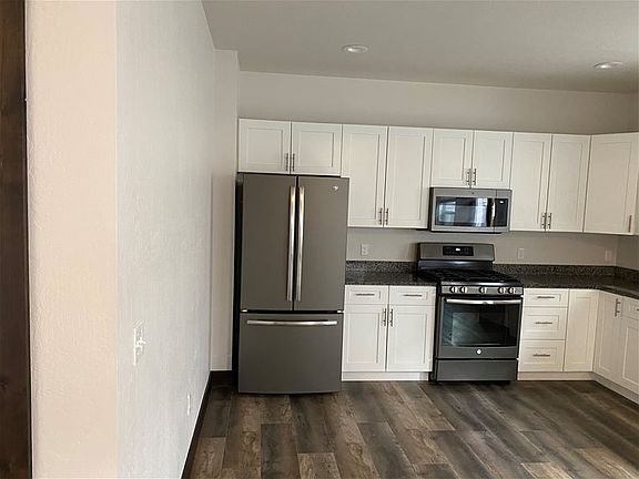 3rd image of 2439 Aspen Grove Loop
