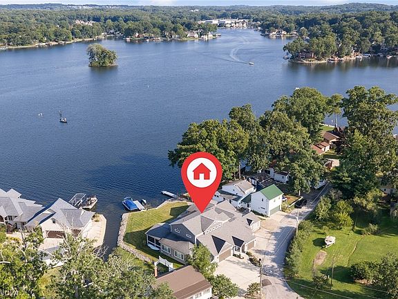 5th image of 211 Oak Grove Dr