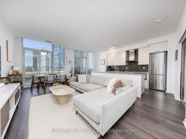 352 Front St W #Penthouse 09, Toronto, ON M5V 0K3