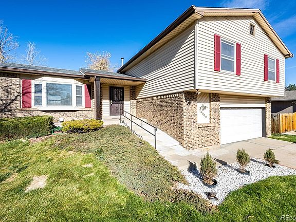 4th image of 14909 E Gunnison Pl