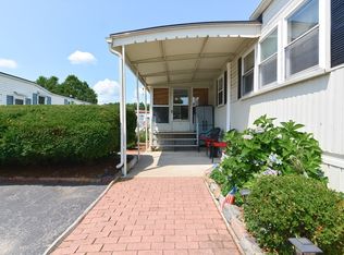 84 Daniel Dr, Attleboro, MA 02703