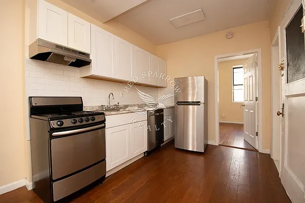 Rented by Red Sparrow Realty Group | media 9