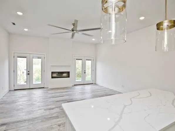 2727 Livingston Sq #1.1, Bentonville, AR 72713