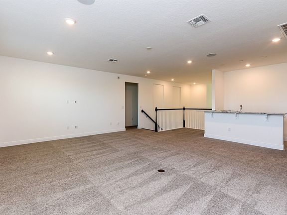 5th image of 8228 Ludington Cir