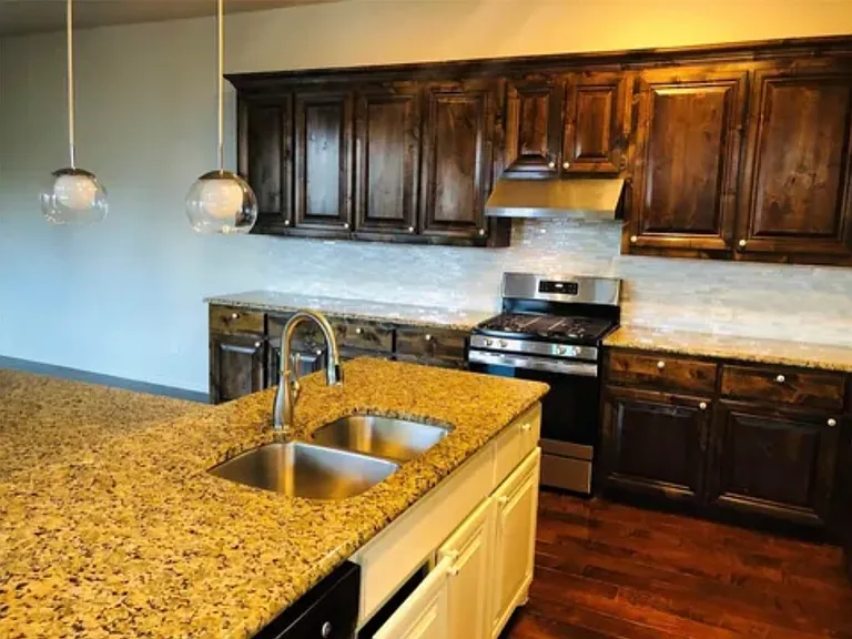 1018 Ivy Charm Way — Photo 25