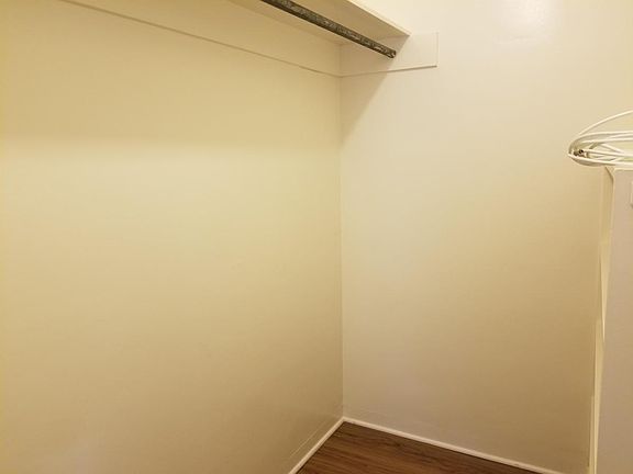 5th image of 401 E Micheltorena St APT 6