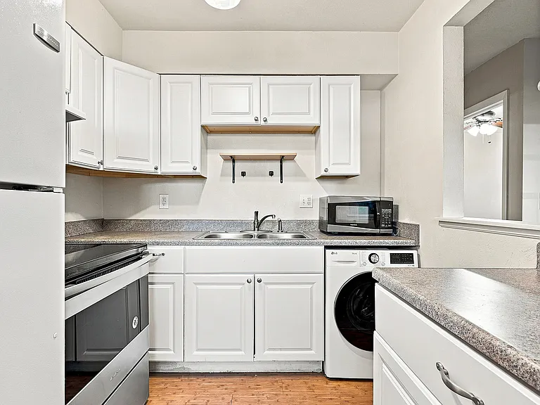 9240 W 49th Ave — Photo 5