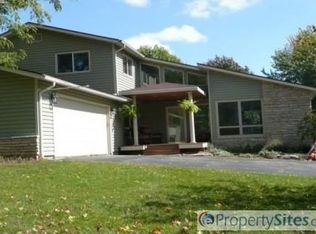 N1014 Bonner Dr, Walworth, WI 53184