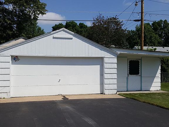 3rd image of 2057 Case Ave