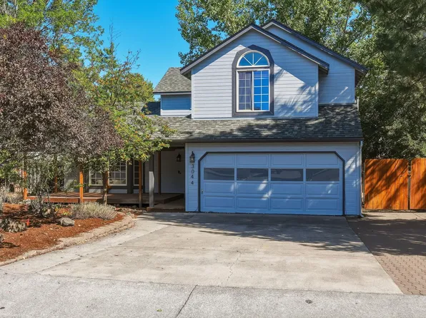 3044 NE Lansing Ct, Bend, OR 97701
