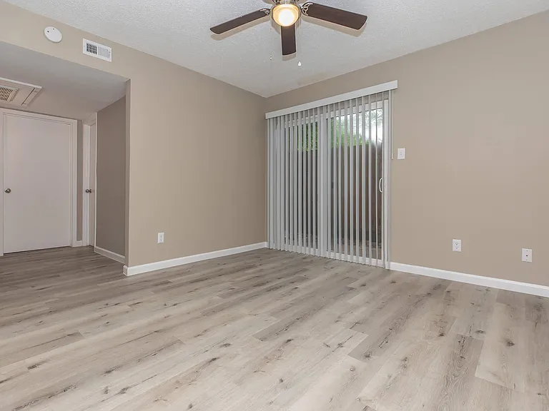 The Citadel at Med Center Houston Apartments — Photo 24