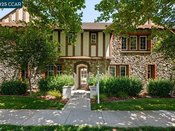 7840 Stoneleaf Rd, San Ramon, CA 94582