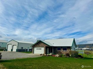 111 Sunset Dr, Electric City, WA 99123