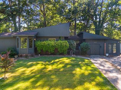 2028 Dewberry Ln, East Pt, GA, 30344