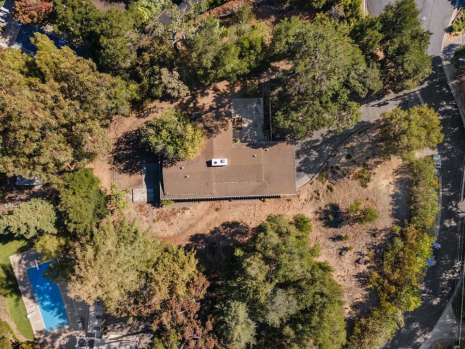 1st image of 95 Sutherland Dr