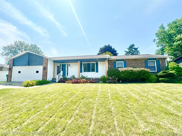 543 Luce Ave, Flushing, MI 48433