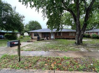 178 Miramar St, Mary Esther, FL 32569