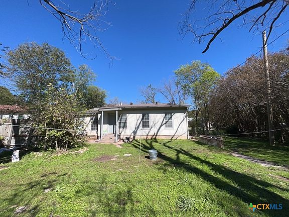 4th image of 1104 Nolan Ave