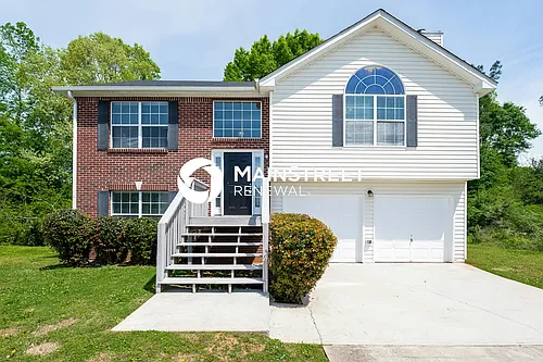 3379 Creekview Dr Photo 1