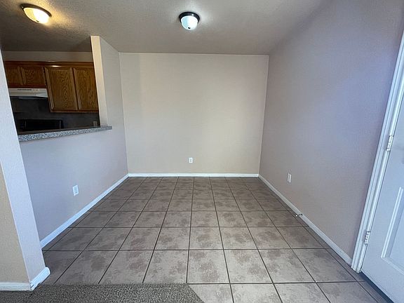 5th image of 614 Bermuda Suite B