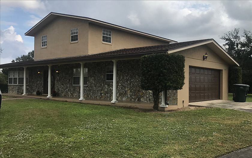 1st image of 208 Saginaw Ave