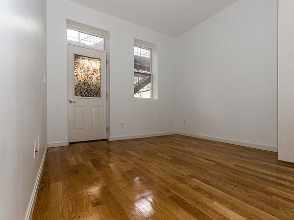 2nd image of 961 Bergen St #1AMY