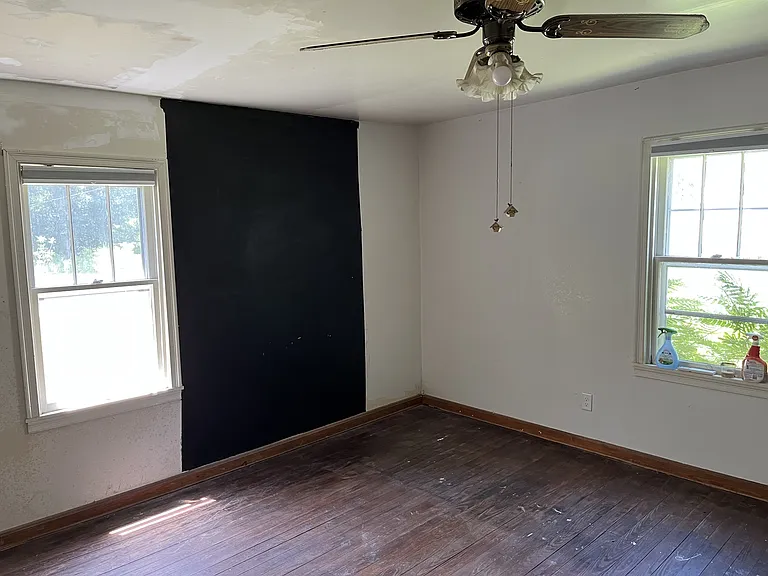 423 Wall St — Photo 3