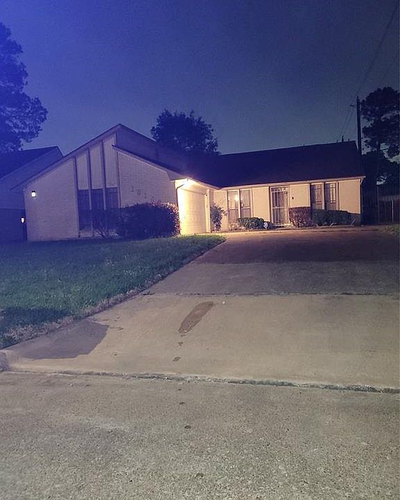 2nd image of 10142 Valley Club Dr