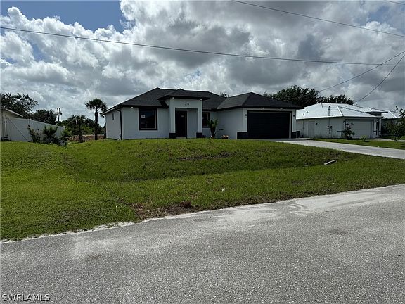 2nd image of 429 Picturesque Ave