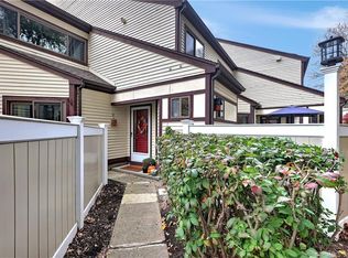 81 Main St UNIT 13B, Branford, CT 06405