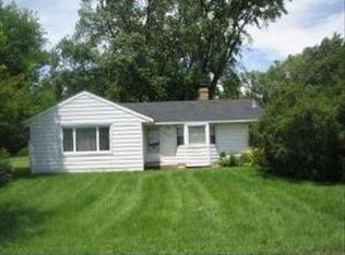 541 Barrington Ave, Dundee, IL 60118