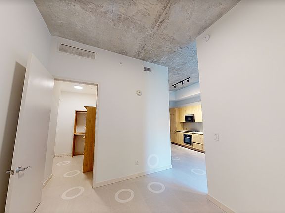 4th image of 108 NW 27th St #10
