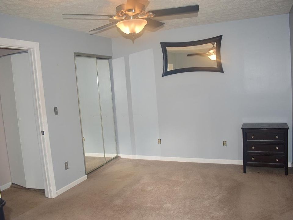 2nd image of 113 Arrowwood Dr