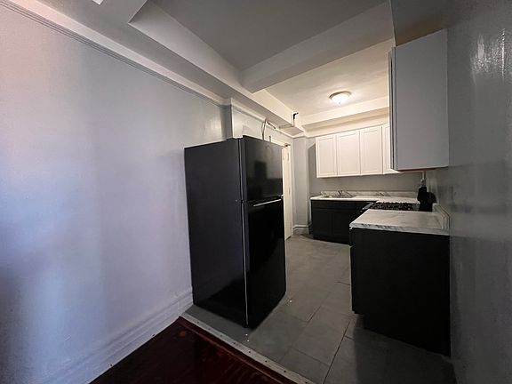 3rd image of 23-25 N Harrison St #605
