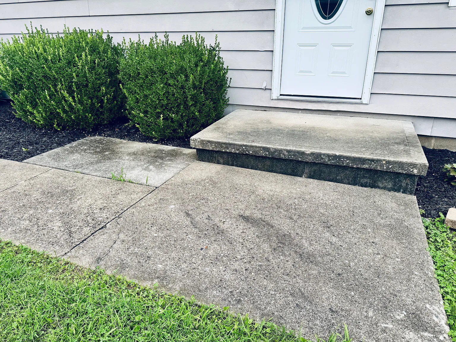 2 bed, 750 sqft, $750 — Photo 3
