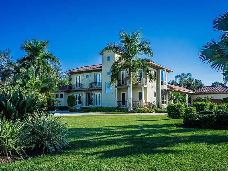 1st image of 528 Capistrano Dr