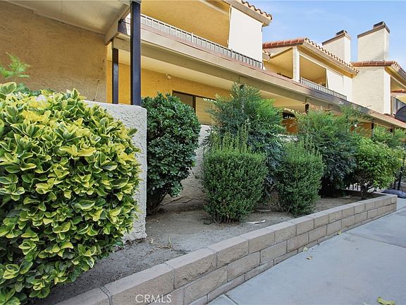 4th image of 25636 Sharp Dr APT E