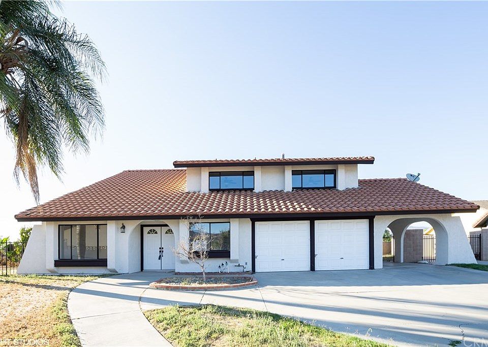 1st image of 26605 Kristy Ln