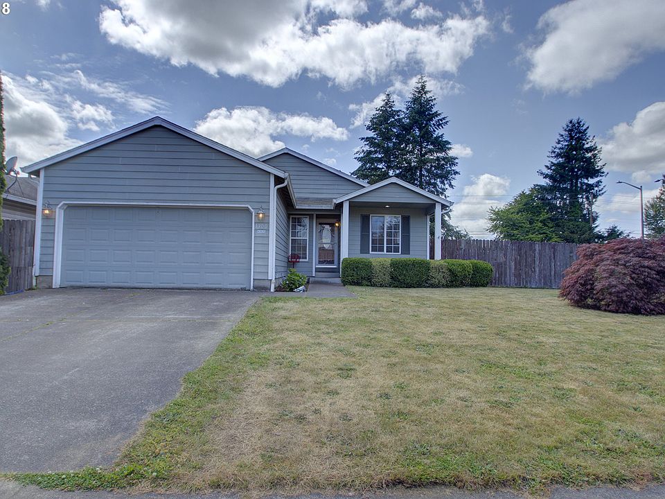 1st image of 1300 SE 1st Ave