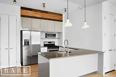 335 Carroll Street, #5F