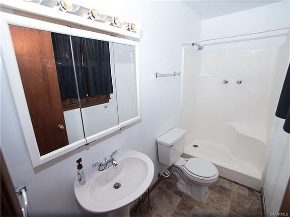 5th image of 8406 White Cedar Ct