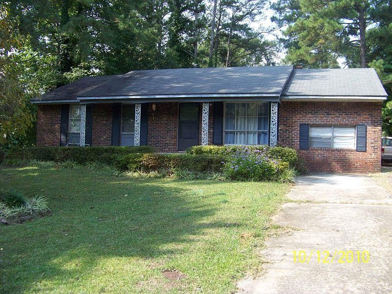 1st image of 2224 Earwood Dr SW
