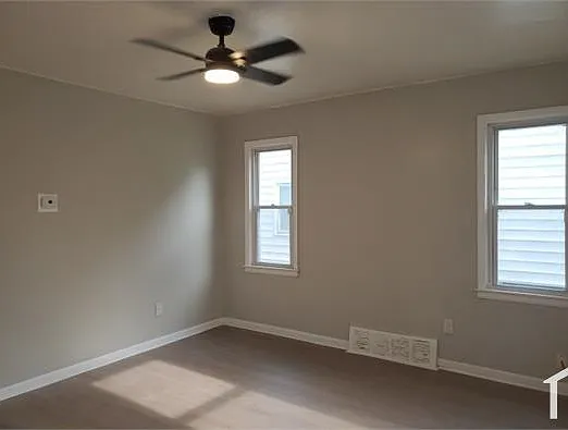 19482 Dwyer St — Photo 22
